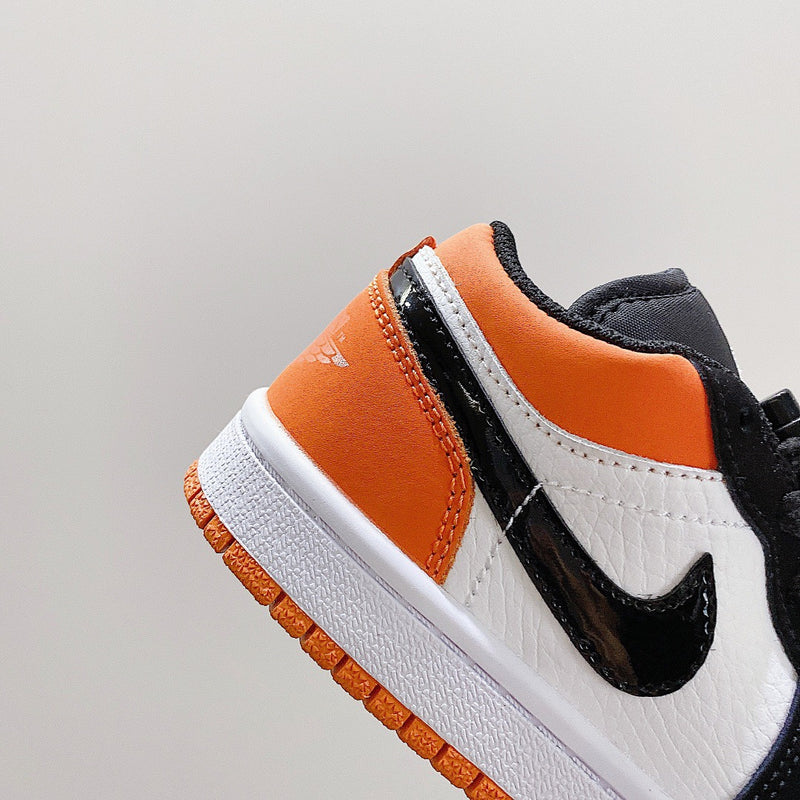 Jordan 1 Low
Orange Ember Kids