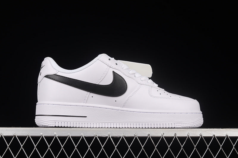 Nike Air Force 1 Low '07 FM
Cut Out Swoosh White Black