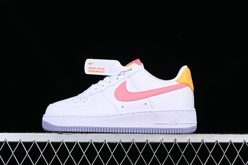 Nike Air Force 1 Low
Coral Chalk Laser Orange (GS)