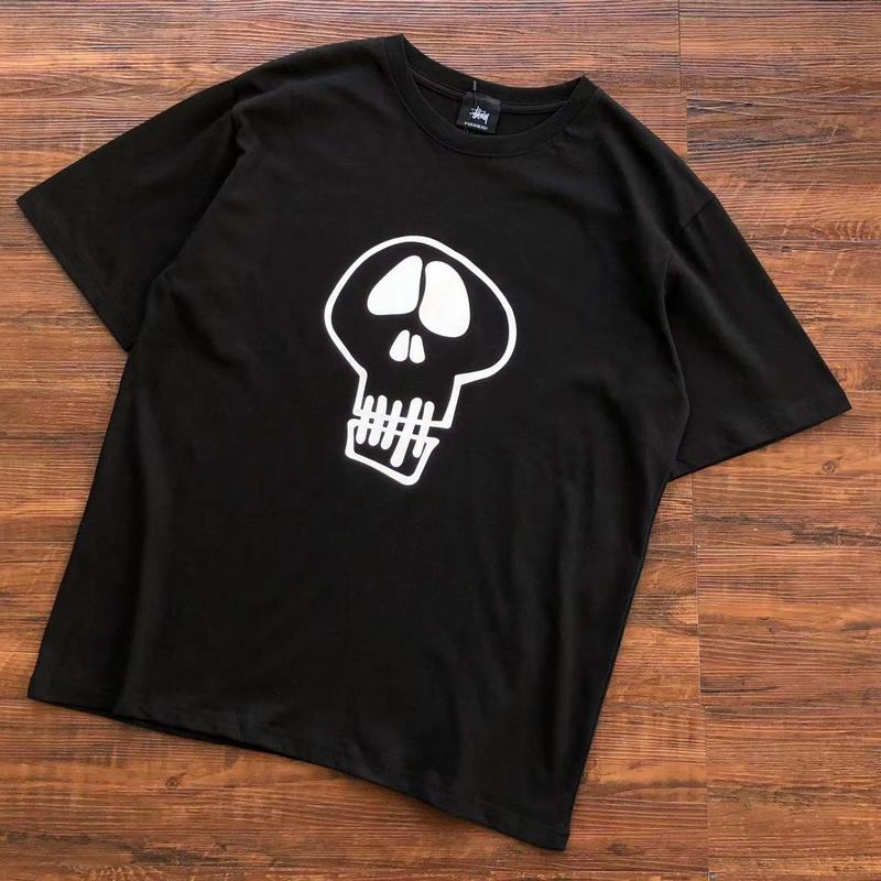 Camiseta Stussy black Skull