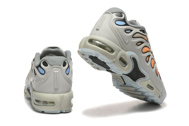 Nike Air Max Plus Drift
Light Smoke Grey