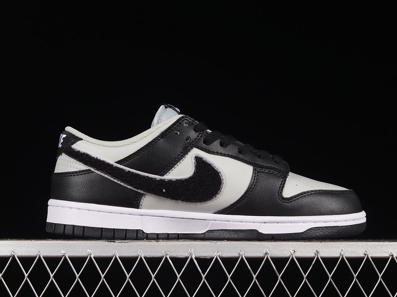 Nike Dunk Low
Ironstone