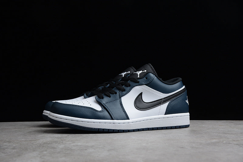 Jordan 1 Low
Armory Navy (GS)