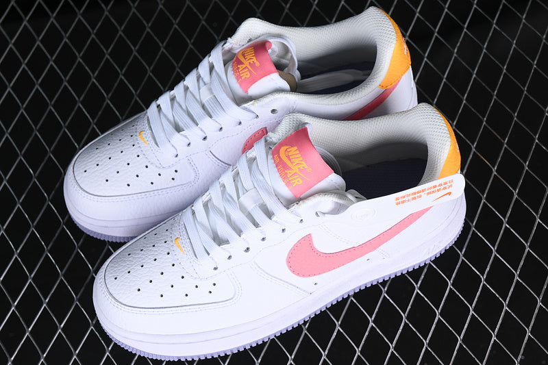 Nike Air Force 1 Low
Coral Chalk Laser Orange (GS)