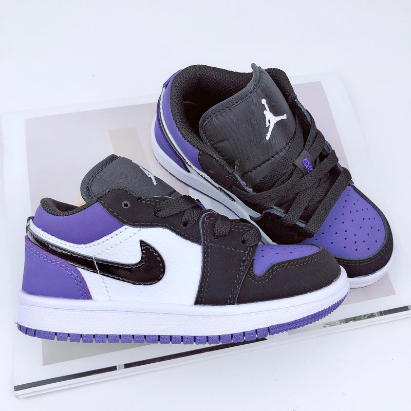 Jordan 1 Low
Court Purple Kids