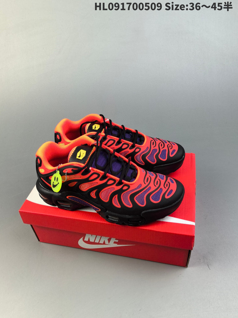 Nike Air Max Plus Drift
All Day