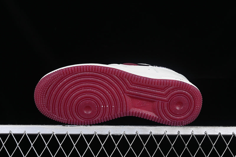 Nike Air Force 1 Low '07 SE PRM
Valentine's Day