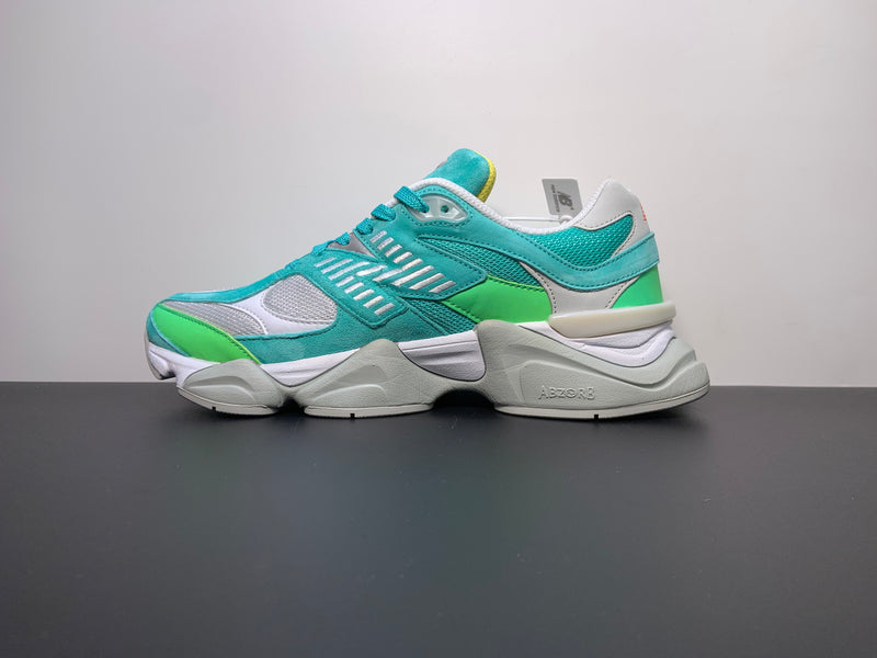 New Balance 9060
DTLR Cyan Burst