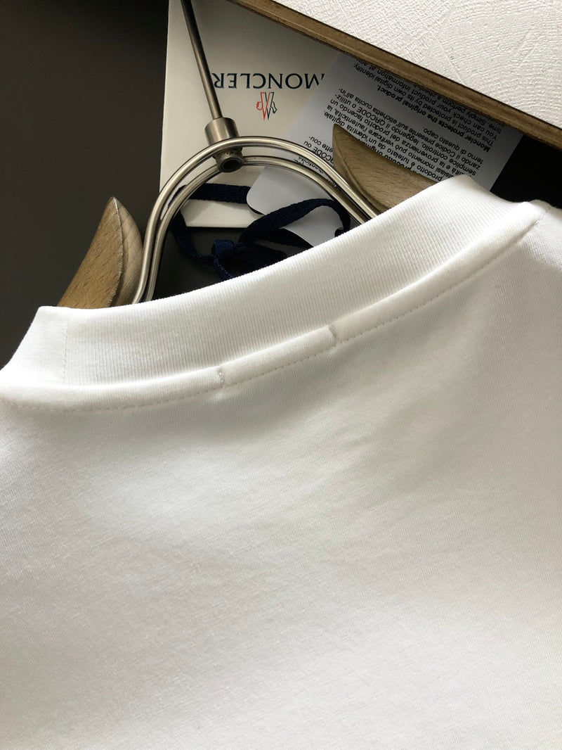 Camiseta Moncler Branca 26