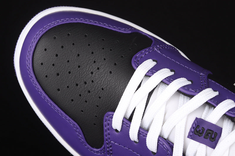 Jordan 1 Low
Court Purple Black