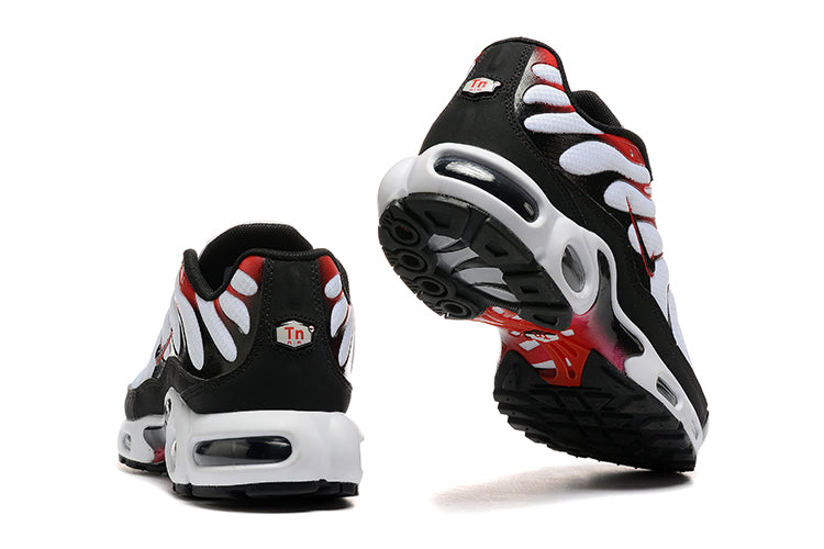 Nike Air Max Plus
Pure Platinum Black University Red