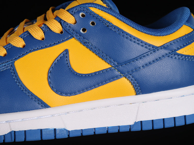 Nike Dunk Low
UCLA