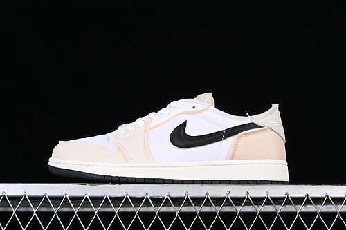 Jordan 1 Retro Low OG EX
Coconut Milk