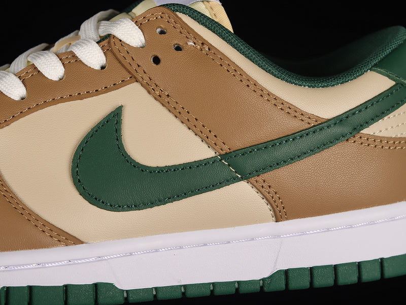 Nike Dunk Low Retro
Rattan Gorge Green