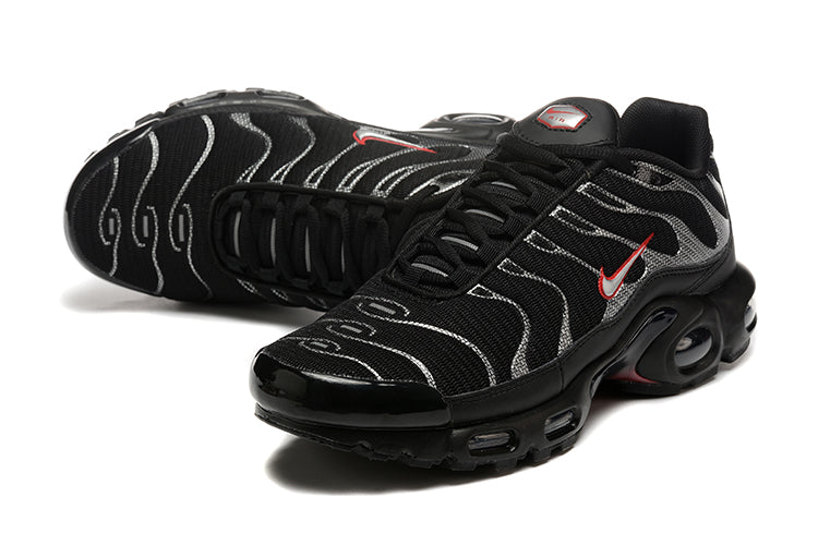 Nike Air Max Plus
Black University Red Metallic Silver