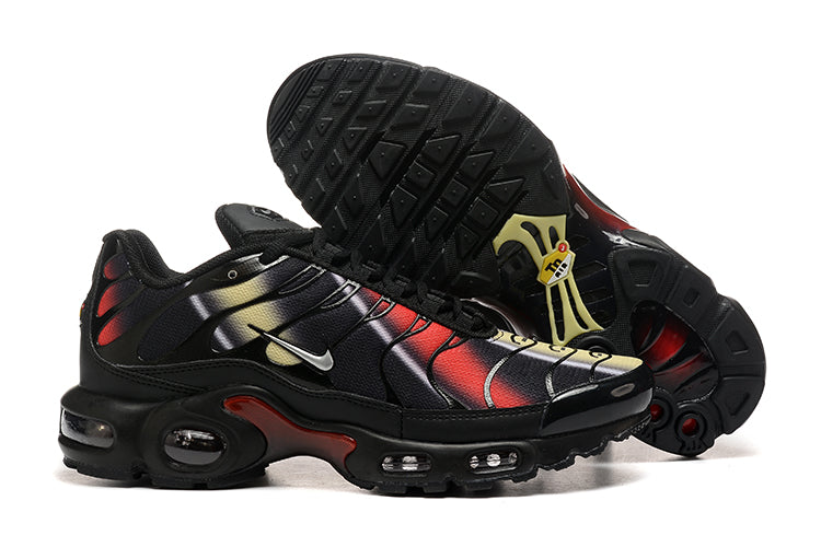 Nike Air Max Plus
Orbit