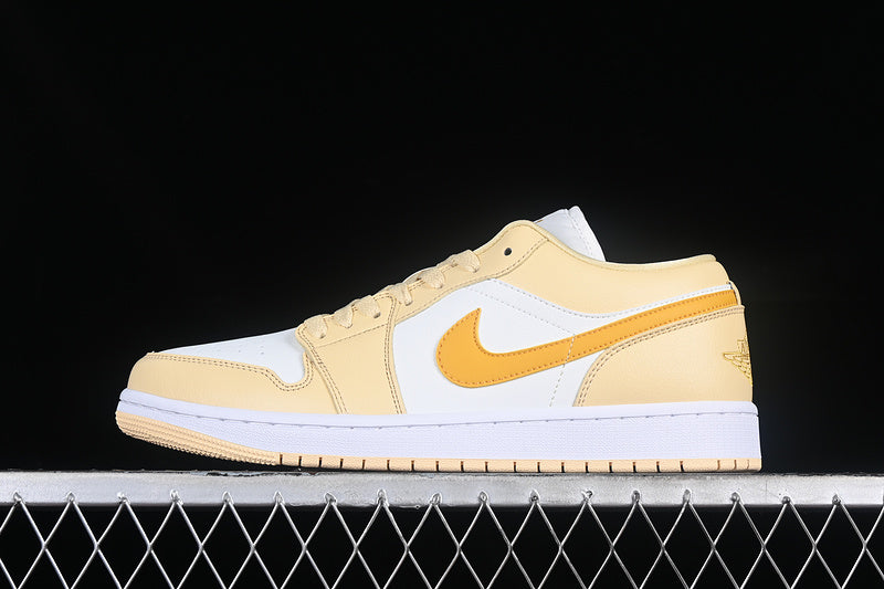 Jordan 1 Low
Sail Yellow Ochre