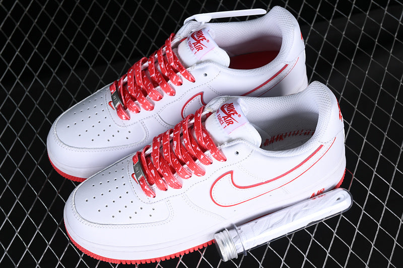 Nike Air Force 1 Low '07
White Picante Red