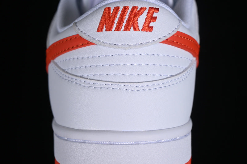 Nike Dunk Low Retro
White Picante Red