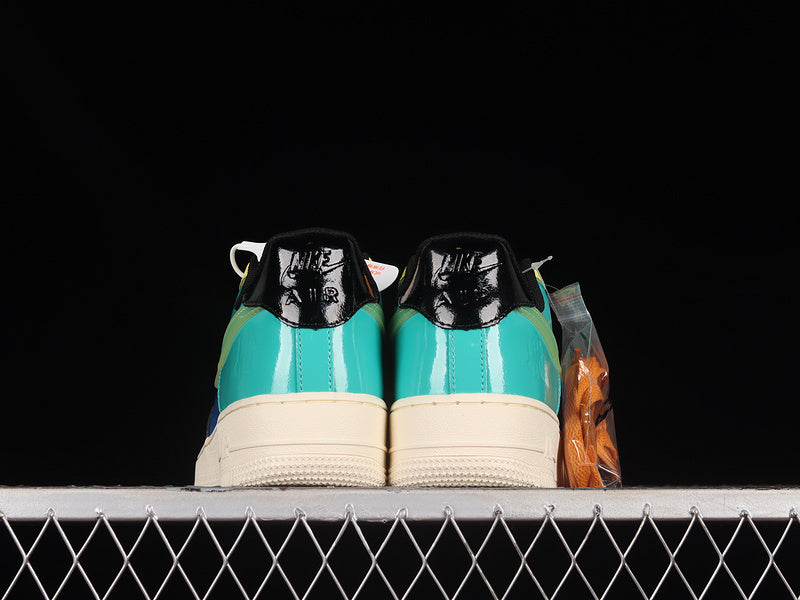 Nike Air Force 1 Low SP
Undefeated Multi-Patent Community