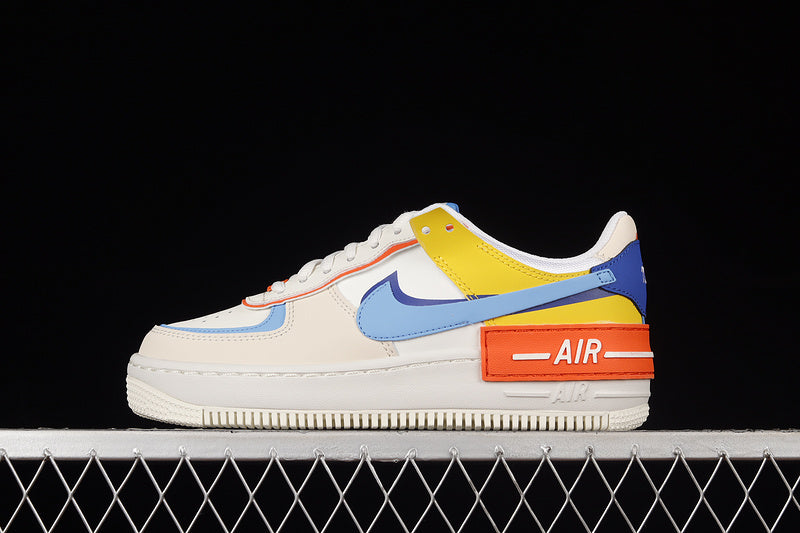 Nike Air Force 1 Low Shadow
Sail Game Royal Rush Orange University Blue