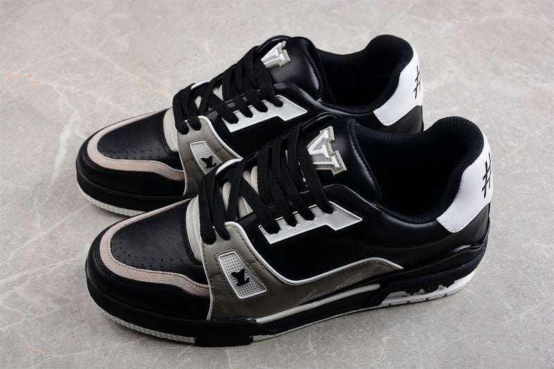 Louis Vuitton LV Trainer
Black Grey White