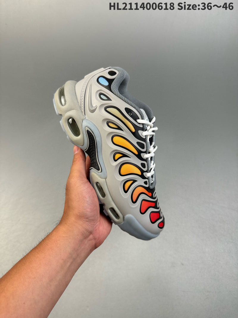 Nike Air Max Plus Drift
Light Smoke Grey