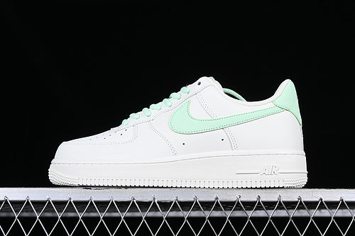 Nike Air Force 1 Low
Mint Swoosh (GS)