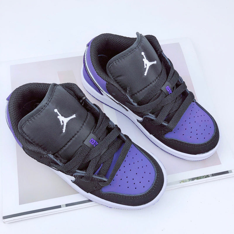 Jordan 1 Low
Court Purple Kids