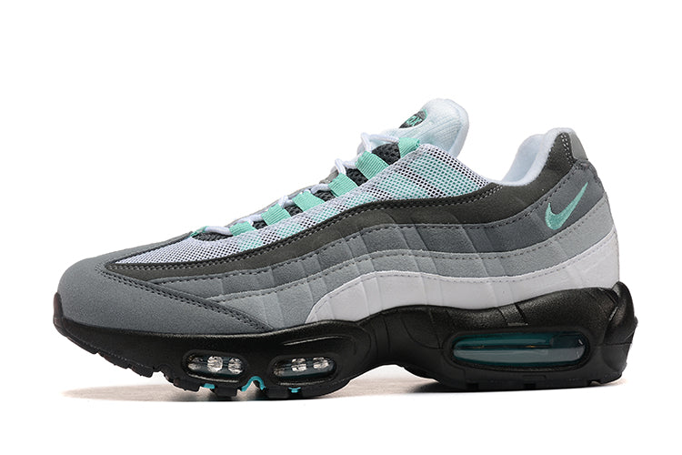 Nike Air Max 95
Hyper Turquoise