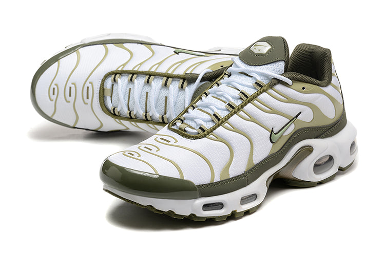 Nike Air Max Plus
Light Bone Neutral Olive