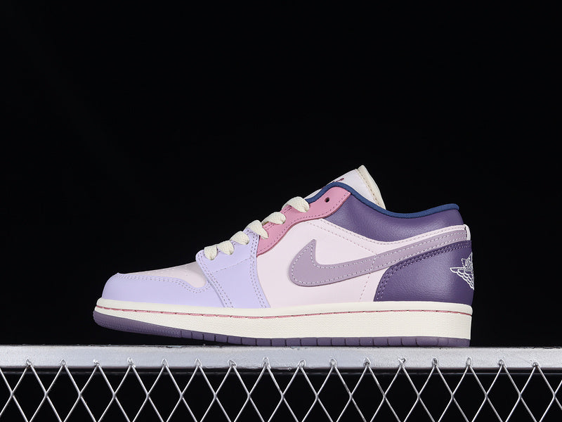 Jordan 1 Low
Pastel Purple