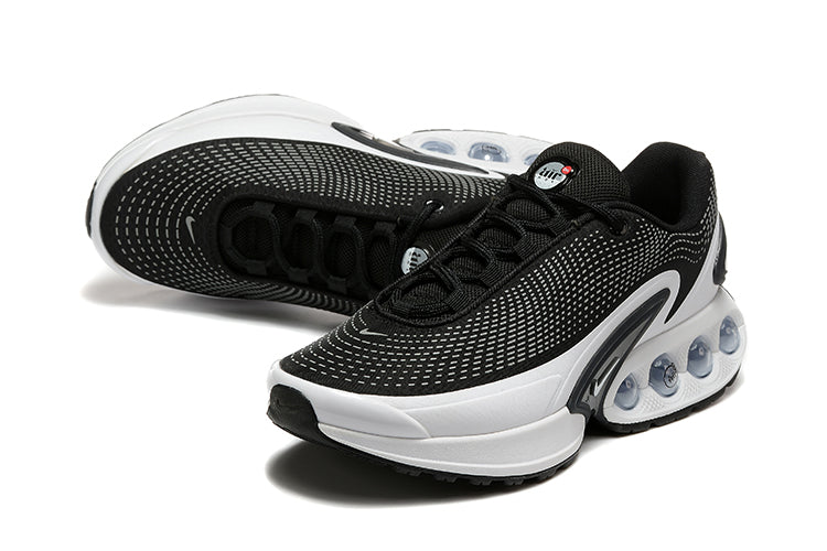 Nike Air Max Dn
Black White