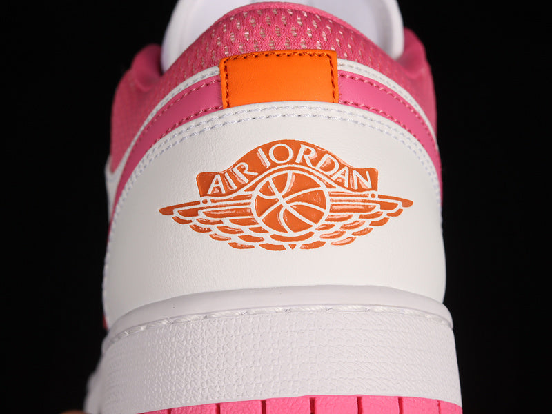 Jordan 1 Low
Pinksicle Orange (GS)