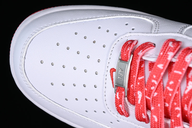 Nike Air Force 1 Low '07
White Picante Red