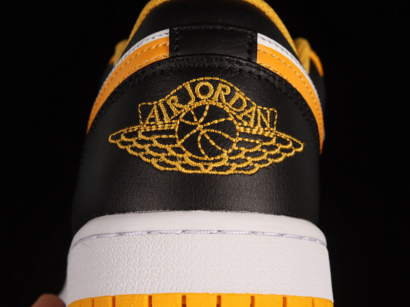 Jordan 1 Low
Taxi