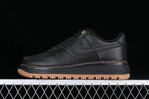 Nike Air Force 1 Low Luxe
Black Gum