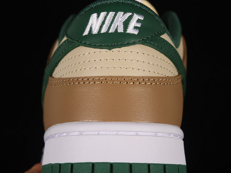 Nike Dunk Low Retro
Rattan Gorge Green