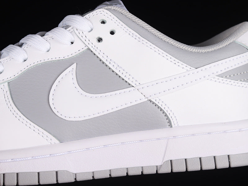 Nike Dunk Low Retro
White Grey