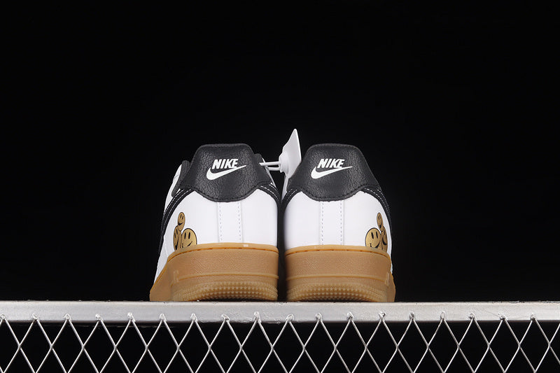 Nike Air Force 1 Low '07 LV8
Go The Extra The Smile (GS)