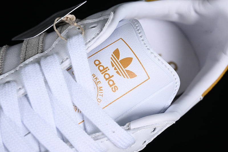 ADIDAS KITH X SAMBA OG CLASSICS PROGRAM MANGO FOOTWEAR WHITE/OFF WHITE