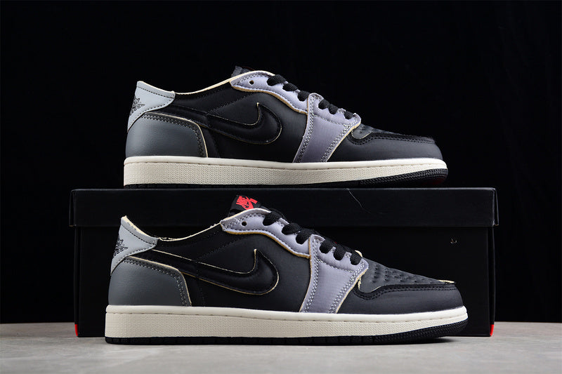 Jordan 1 Low OG EX
Black Smoke Grey