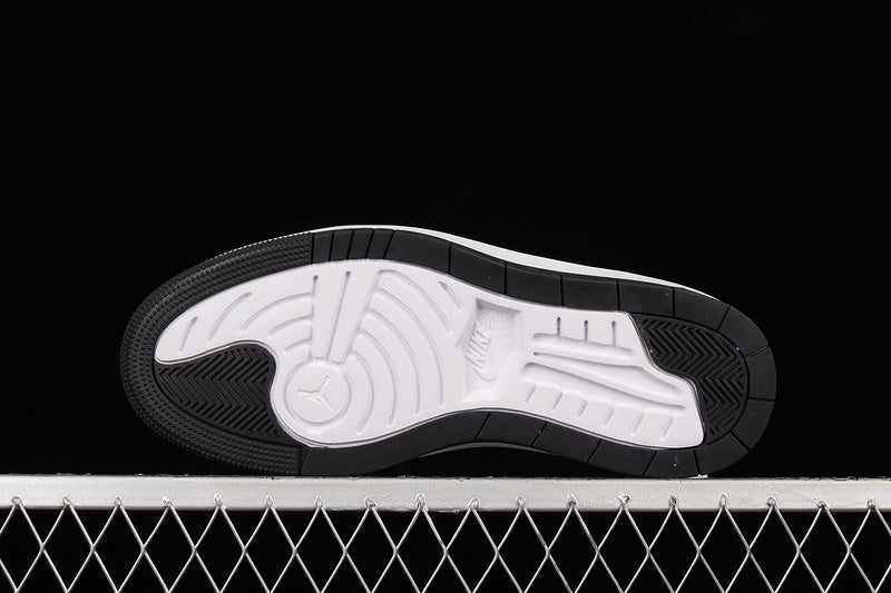 Jordan 1 Elevate Low SE
Silver Toe