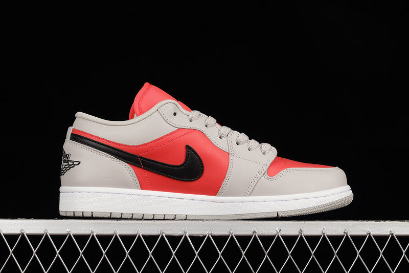 Jordan 1 Retro Low
Light Iron Ore Siren Red