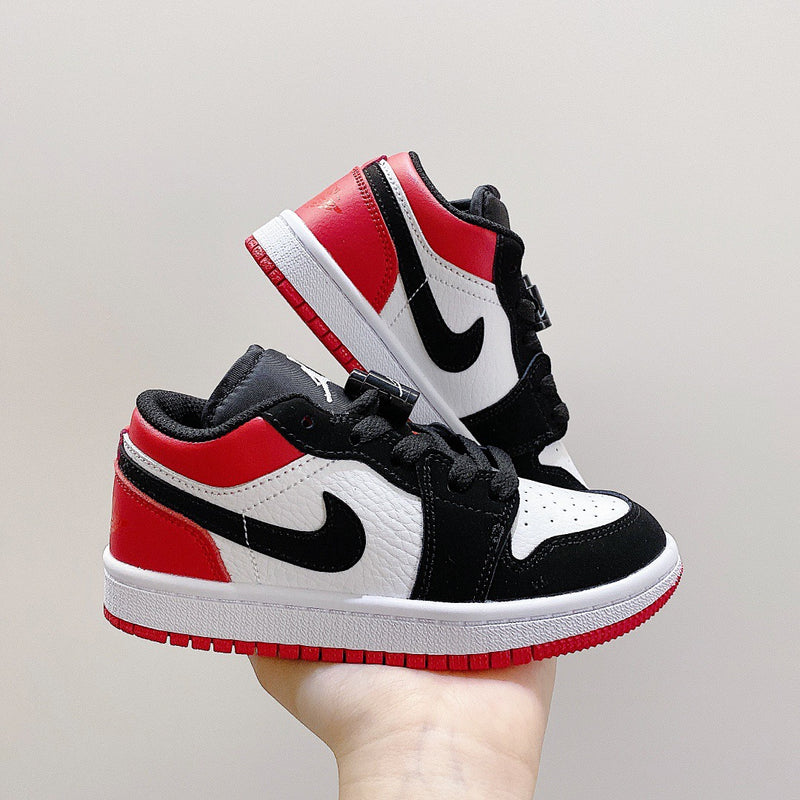 Jordan 1 Low
Red Kids