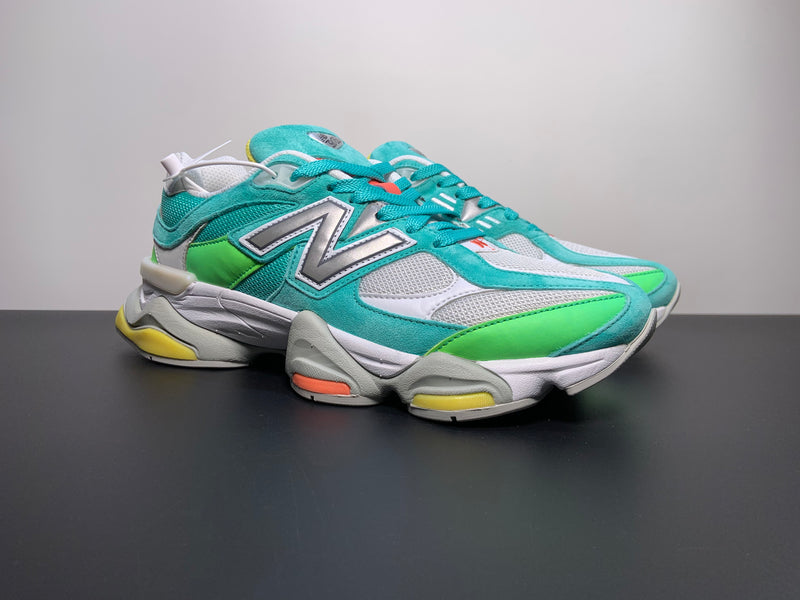 New Balance 9060
DTLR Cyan Burst