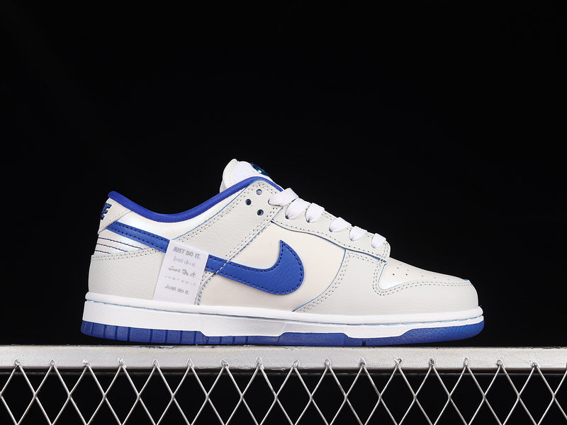 Nike Dunk Low
Worldwide White Blue