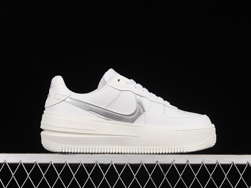 Nike Air Force 1 PLT.AF.ORM
Summit White Metalic Silver