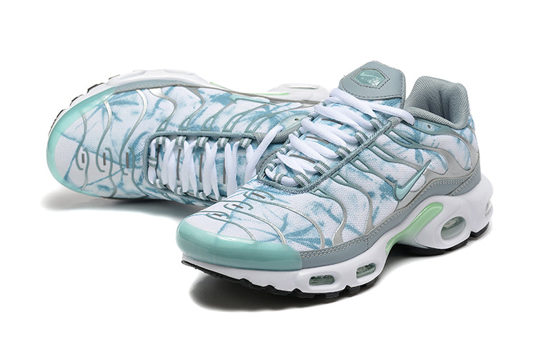 Nike Air Max Plus
Palm Trees Green