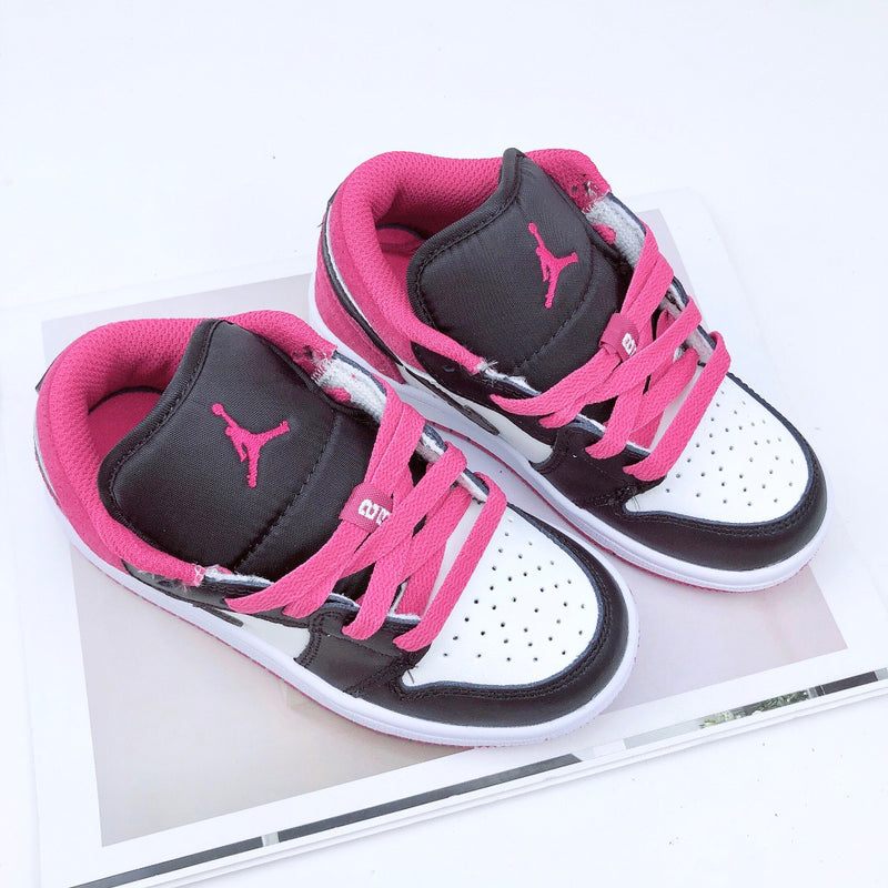 Jordan 1 Low
Pink Kids